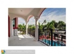 438 Coconut Isle Dr