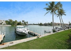 1910 Gulf Shore Blvd N, #111